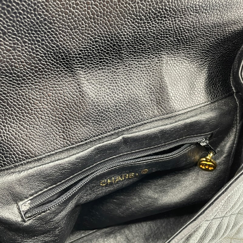 シャネル CHANEL マトラッセ ショルダーバッグ 2番台 ブラック ゴールド金具 キャビアスキン レディース ショルダーバッグ