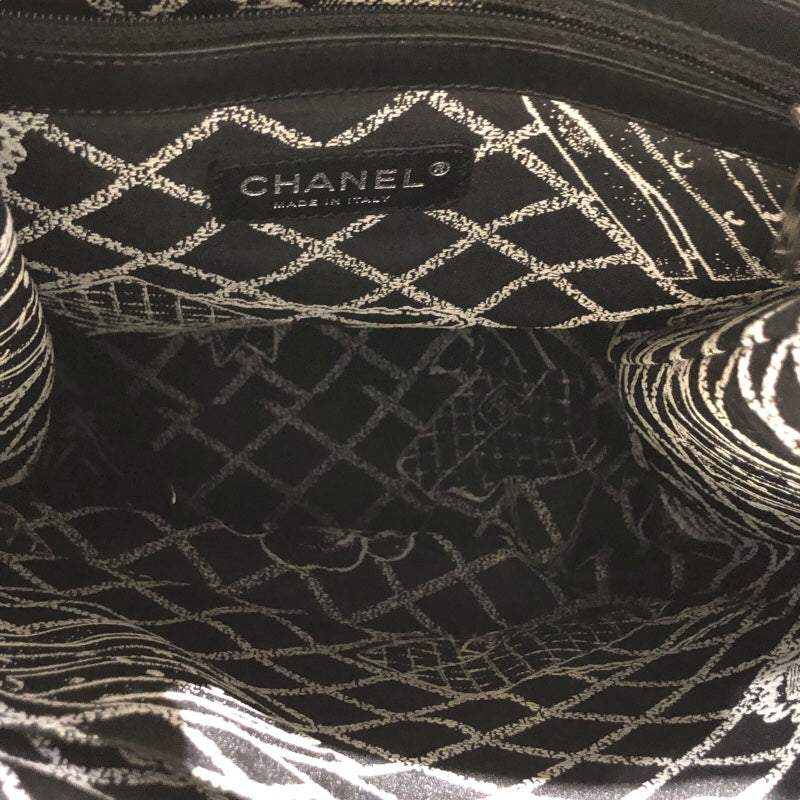 シャネル CHANEL エッセンシャルトート A46881 アイボリー・ブラック　SV金具 カーフ レディース トートバッグ