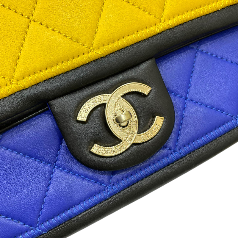 シャネル CHANEL マトラッセ チェーンショルダーバッグ 18番台 レッド/ブルー/イエロー/ブラック ゴールド金具 レザー レディース ショルダーバッグ