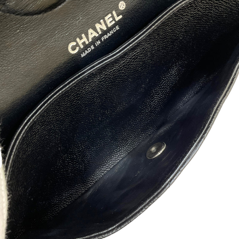 シャネル CHANEL マトラッセ25 チェーンショルダーバッグ A01112 13番台 ブラック シルバー金具  キャビアスキン レディース