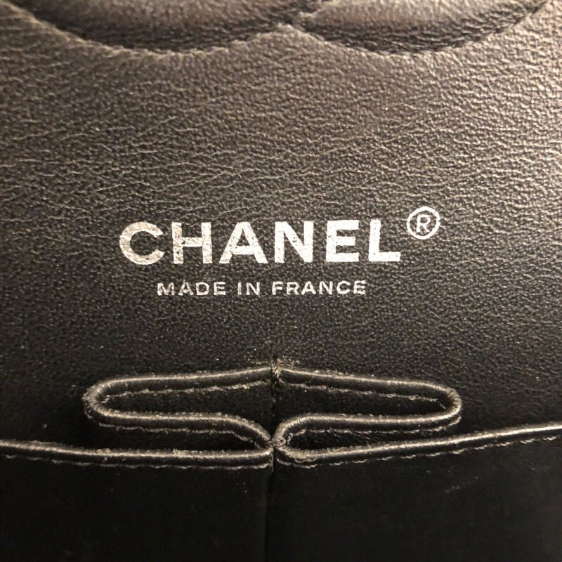 シャネル CHANEL マトラッセ25　アイコンプリント A01112 ブラック　シルバー金具  サテン レディース ショルダーバッグ