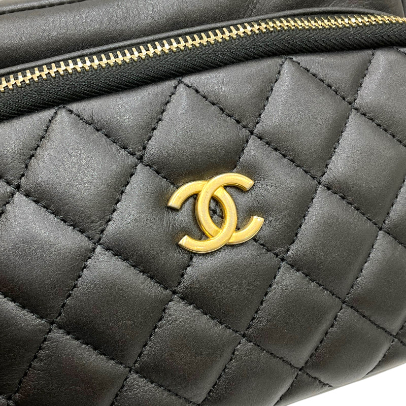 シャネル CHANEL マトラッセ カメラバッグ 29番台 ブラック ゴールド金具 ラムスキン レディース ショルダーバッグ