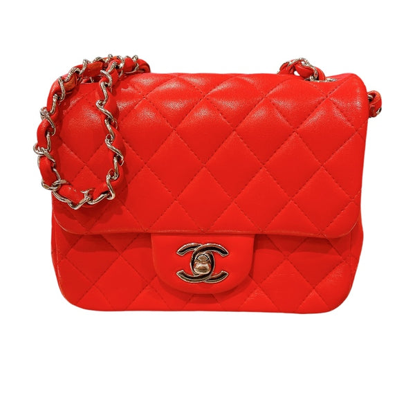 シャネル CHANEL ミニマトラッセ17 レッド シルバー金具 ラム レディース ショルダーバッグ