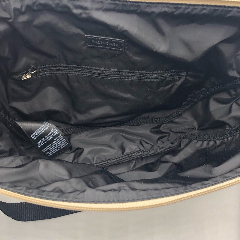バレンシアガ BALENCIAGA ウィールスリップバッグ 355009 ベージュ ナイロン メンズ ショルダーバッグ