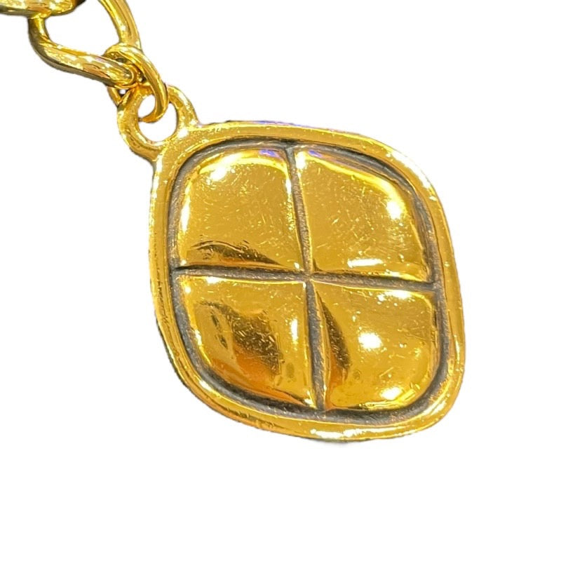 シャネル CHANEL マトラッセ　スクエアショルダーバッグ ブラック ゴールド金具 スウェード レディース ショルダーバッグ