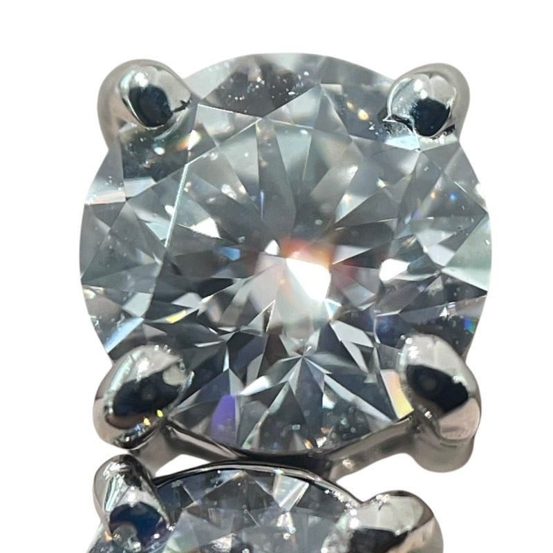 ダイヤモンドピアス Pt900×ダイヤモンド ジュエリー