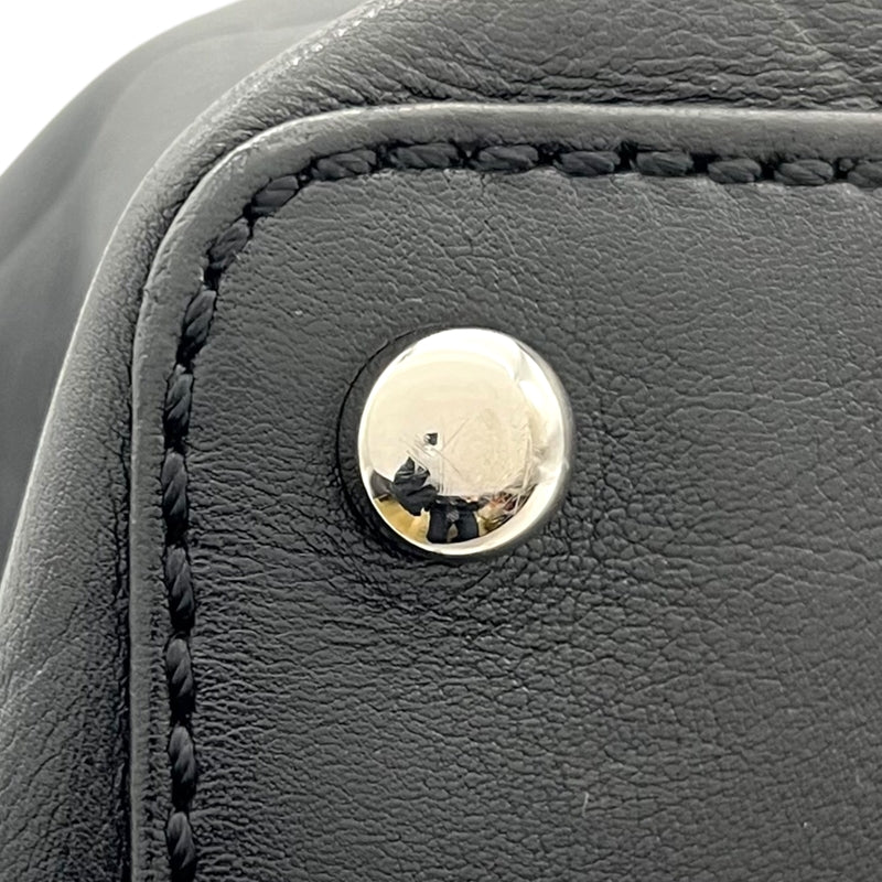 シャネル CHANEL Vステッチ ココマーク ハンドバッグ 11番台 ブラック シルバー金具 カーフレザー レディース ハンドバッグ