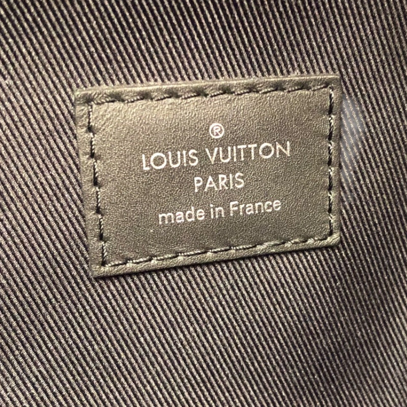 ルイ・ヴィトン LOUIS VUITTON アポロバックパック M43186 ブラック  モノグラム・エクリプス シルバー金具 メンズ リュック・デイパック