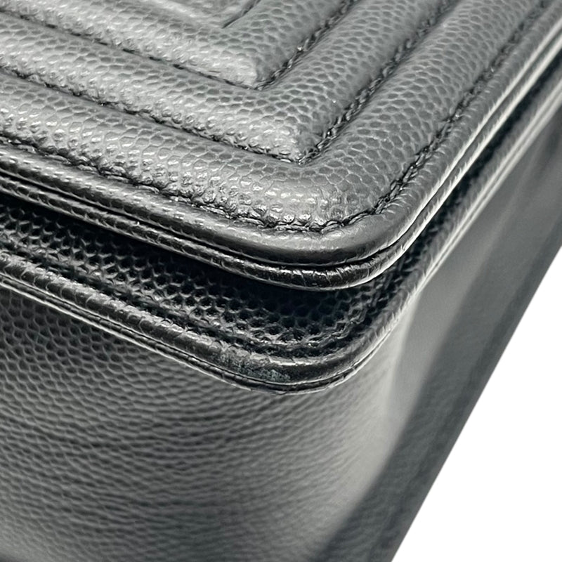 シャネル CHANEL ボーイシャネル25 A67086 ブラック アンティークゴールド金具 キャビアスキン レディース ショルダーバッグ