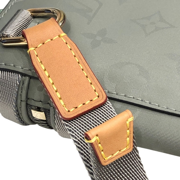 ルイ・ヴィトン LOUIS VUITTON メッセンジャーPM M43889 グリ モノグラム・チタニウム メンズ メッセンジャーバッグ