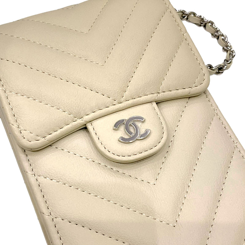 シャネル CHANEL Vステッチ フォンポーチ AP2164 31番台 オフホワイト シルバー金具 ラムスキン レディース ショルダーバッグ