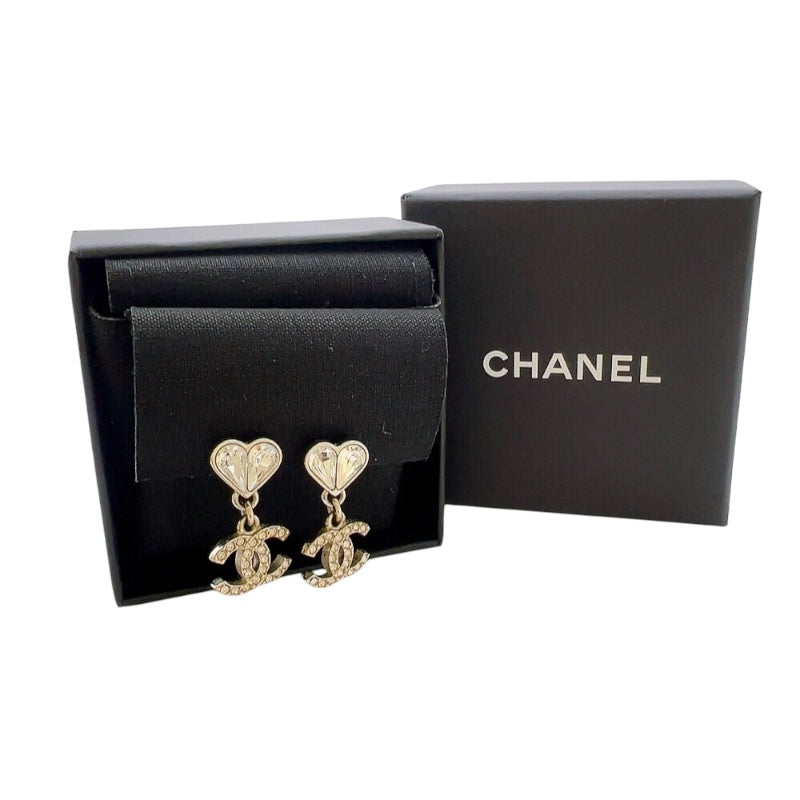 シャネル CHANEL 23C　ココマークハートイヤリング　 シルバー/ゴールド メタル アクセサリー