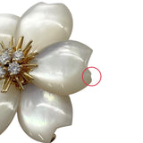 ヴァンクリーフ＆アーペル Van Cleef & Arpels ローズド ノエル ブローチ ミディアム K18YG/MOP/ダイヤモンド ジュエリー