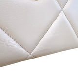 シャネル CHANEL シャネル19ウォレット AP1063 ベージュ　ゴールド金具 ラムスキン レディース 長財布
