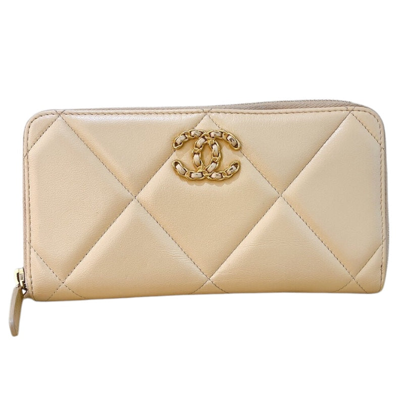 シャネル CHANEL シャネル19ウォレット AP1063 ベージュ　ゴールド金具 ラムスキン レディース 長財布