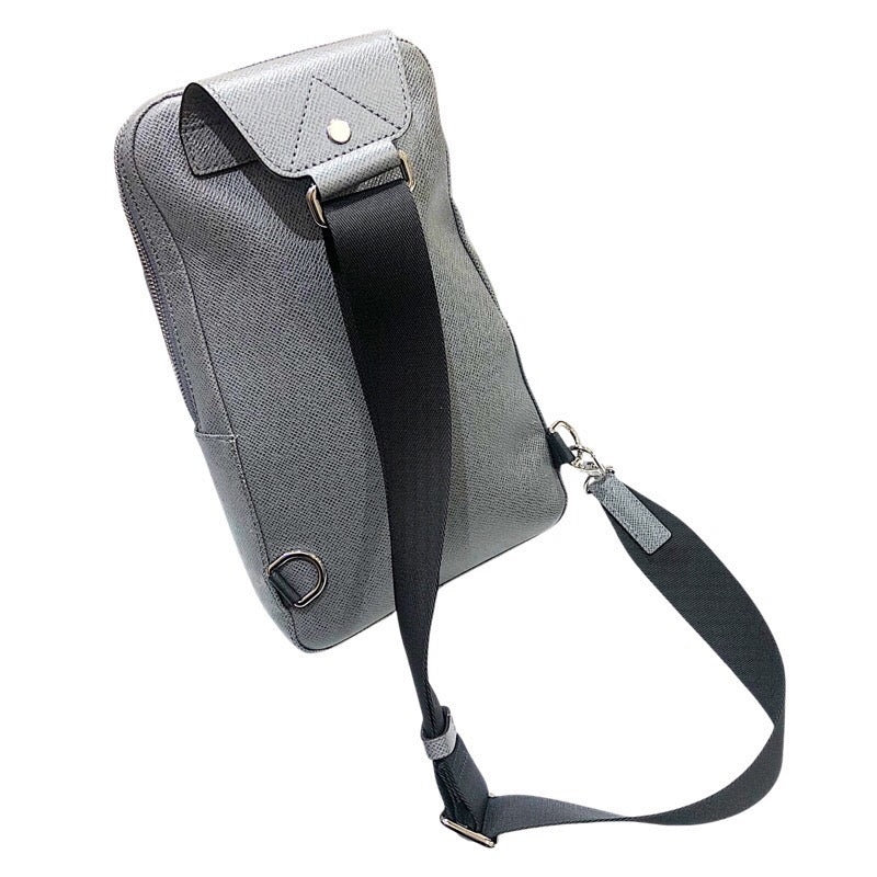 ルイ・ヴィトン LOUIS VUITTON アヴェニュ・スリングバッグ M30801 グレー カーフ タイガ メンズ ショルダーバッグ