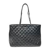 シャネル CHANEL マトラッセラージショッピングバッグ 23番台 ブラック シルバー金具 ラムスキン レディース トートバッグ