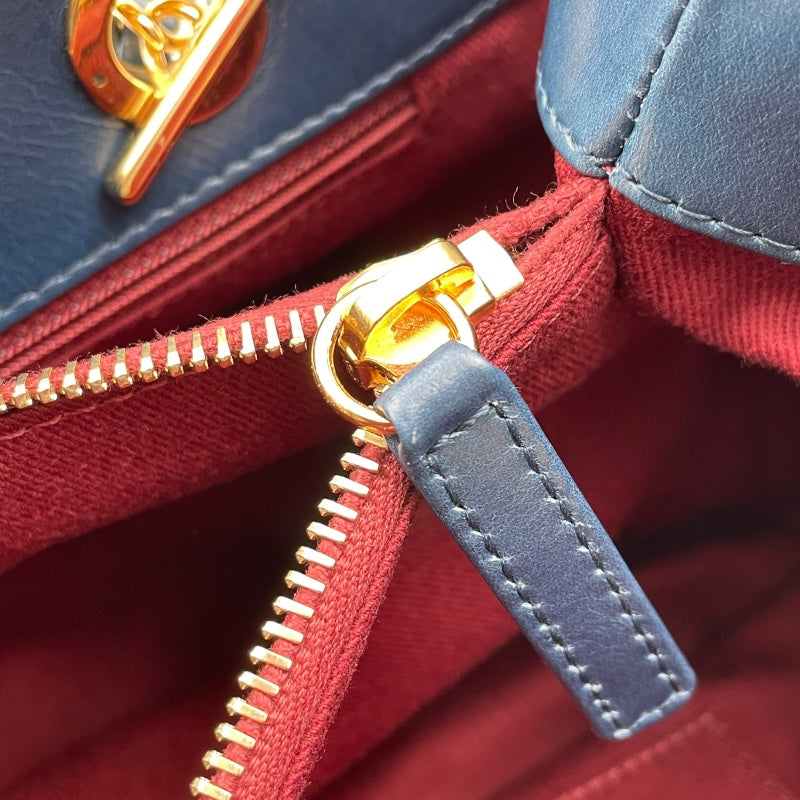シャネル CHANEL マトラッセ 2Way ハンドバッグ A93559 ネイビー カーフ・デニム レディース ハンドバッグ