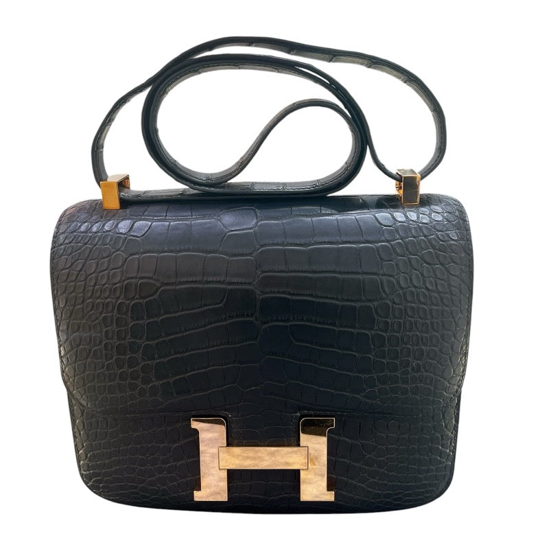 エルメス HERMES コンスタンス3 24 Y刻 ブラック ゴールド金具 アリゲーターマット レディース ショルダーバッグ