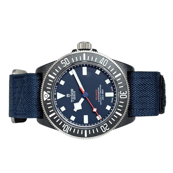 チューダー/チュードル TUDOR ぺラゴス FXD アリンギ・レッドブル・レーシング 25707KN マットブルー ブラックカーボン/チタン(リューズ)/純正ベルト メンズ 腕時計