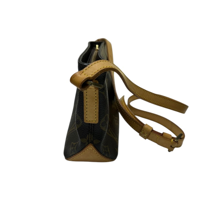 ルイ・ヴィトン LOUIS VUITTON トロッター M51240 ブラウン モノグラムキャンバス モノグラムキャンバス ユニセックス ショルダーバッグ