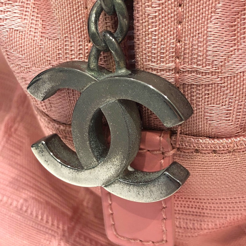 シャネル CHANEL ニュートラベルライン ハンドバッグ A30916  ナイロン レディース ハンドバッグ