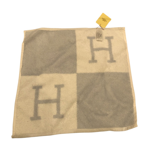 エルメス HERMES アヴァロン アニマルピクセル ハンドタオル ホワイト コットン ユニセックス タオル