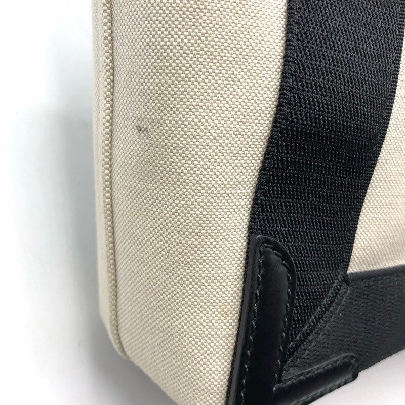 バレンシアガ BALENCIAGA ネイビーカバスXS 390346 アイボリー・ブラック キャンバス レディース ショルダーバッグ
