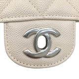 シャネル CHANEL マトラッセ２５ クリーム レザー キャビアスキン ユニセックス ショルダーバッグ