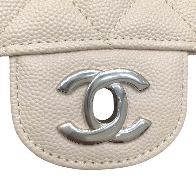 シャネル CHANEL マトラッセ２５ クリーム レザー キャビアスキン ユニセックス ショルダーバッグ