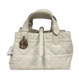 クリスチャン・ディオール Christian Dior トゥジュール バッグ スモール M28220SHJ ホワイト マクロカナージュカーフ レディース ハンドバッグ