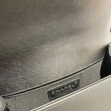 シャネル CHANEL ボーイシャネル20 A67085 ブラック　シルバー金具 スタッズ・カーフ レディース ショルダーバッグ