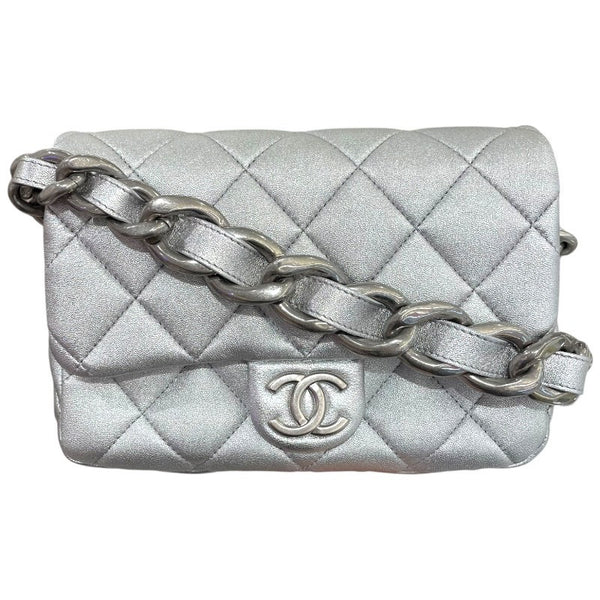 シャネル CHANEL マトラッセチェーンショルダ AS4599 シルバー　シルバー金具 メタリックラム ユニセックス ショルダーバッグ