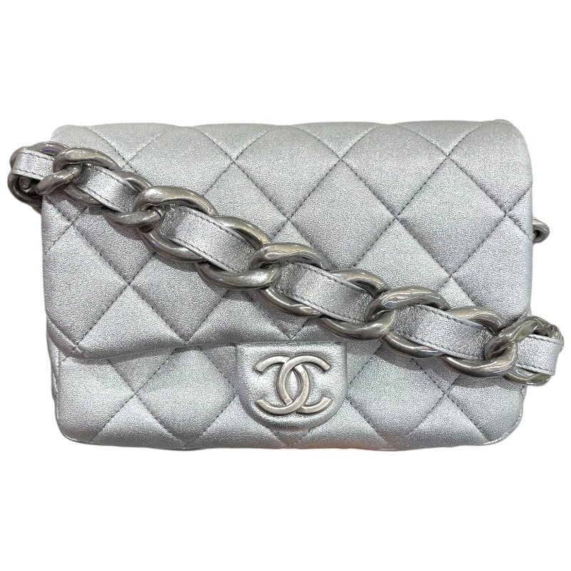 シャネル CHANEL マトラッセチェーンショルダ AS4599 シルバー　シルバー金具 メタリックラム ユニセックス ショルダーバッグ