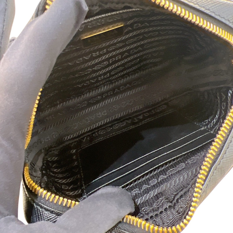 プラダ PRADA サフィアーノ ミニカメラバッグ 1BH036 ブラック ゴールド金具 サフィアーノレザー レディース ショルダーバッグ