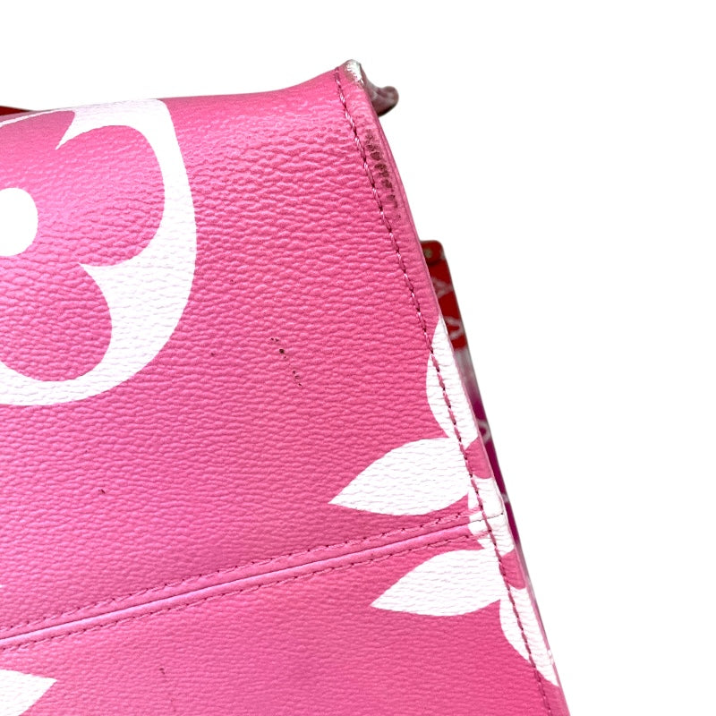 ルイ・ヴィトン LOUIS VUITTON オンザゴーGM M45121 ピンク/レッド モノグラムキャンパス レディース ハンドバッグ