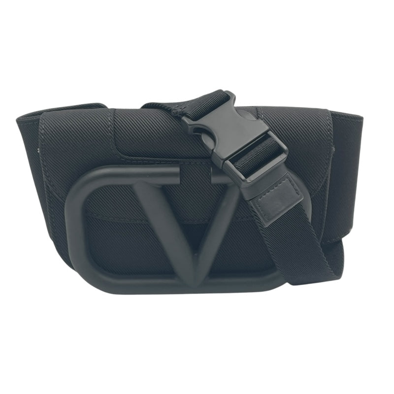 Valentino ヴァレンティノ　ボディバッグ VALENTINO - ヴァレンチノ ロゴ ボディバッグ ウエストバッグ