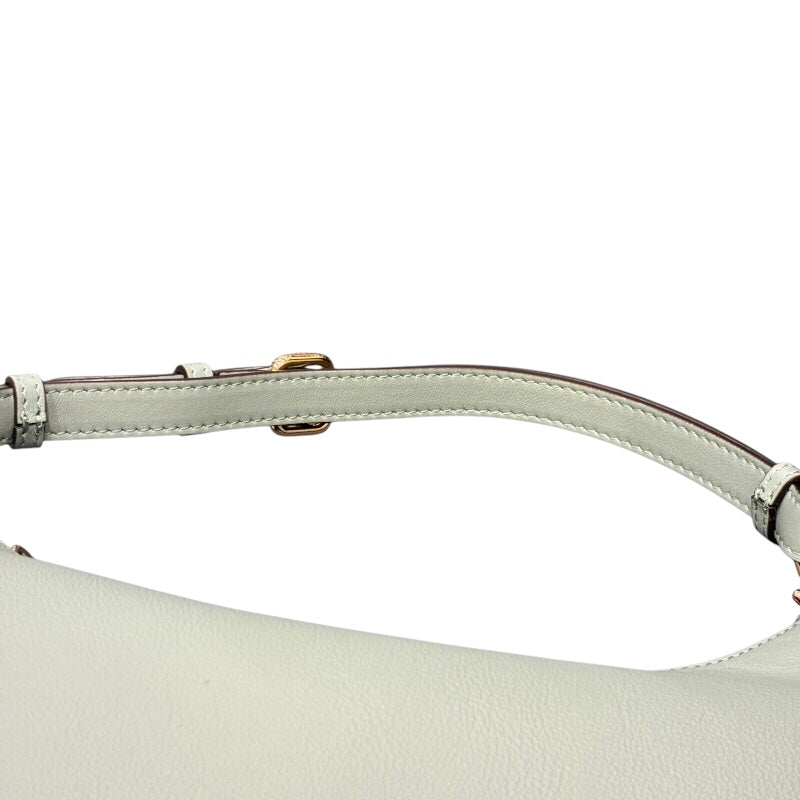フェンディ FENDI グラフィティスモール 8BR798 グリーン