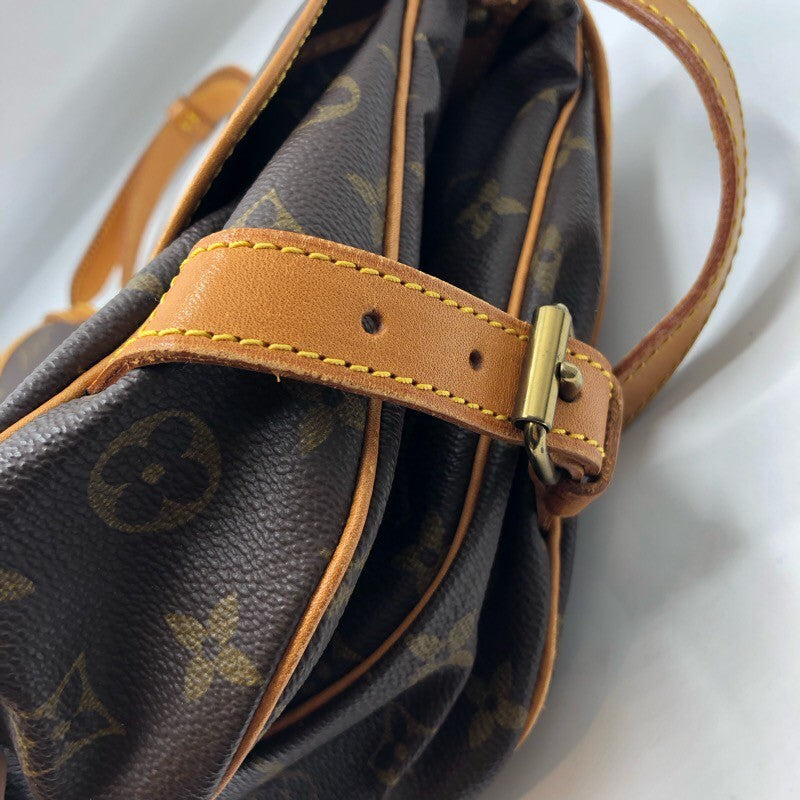 ルイ・ヴィトン LOUIS VUITTON ソミュール30 M42256 モノグラム ユニセックス ショルダーバッグ
