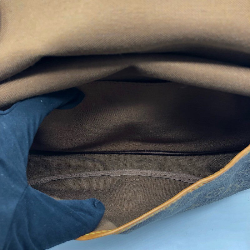 ルイ・ヴィトン LOUIS VUITTON ソミュール30 M42256 モノグラム ユニセックス ショルダーバッグ