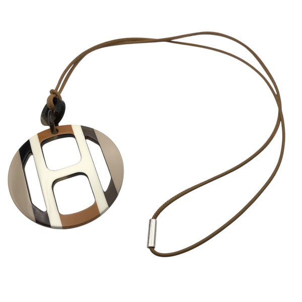 エルメス HERMES Hエキップペンダント ブラウン　マルチ バッファローホーン アクセサリー