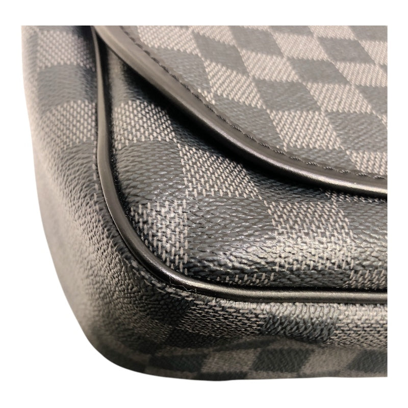 ルイ・ヴィトン LOUIS VUITTON ダニエルMM N58029 ダミエ・グラフィット PVC メンズ ショルダーバッグ