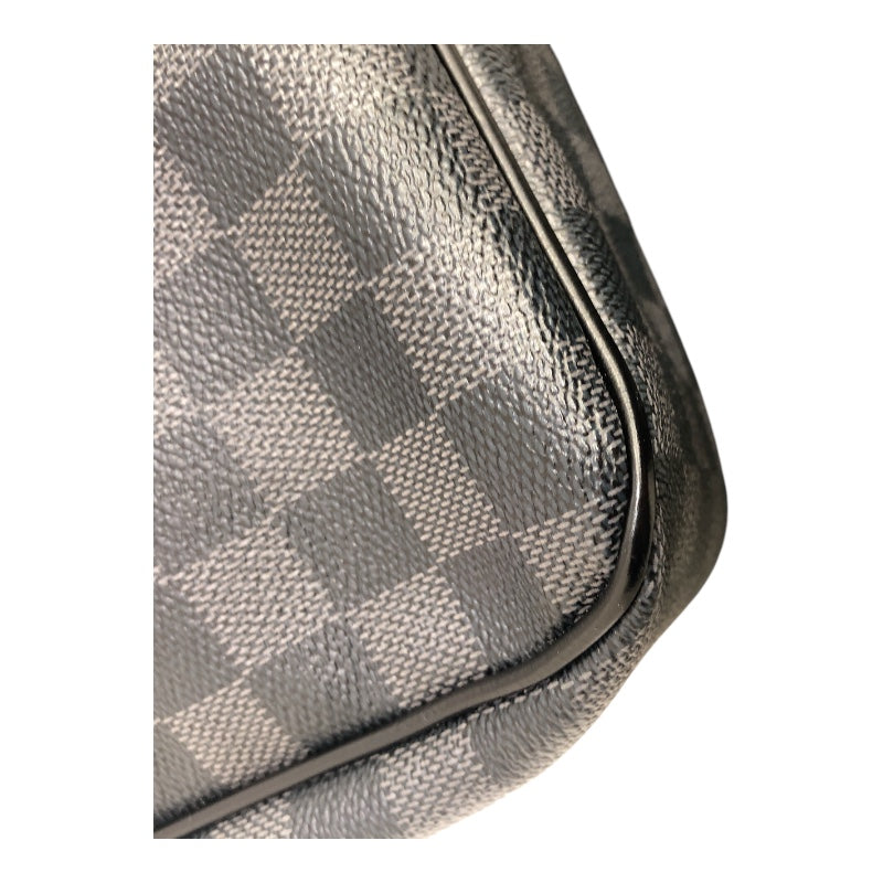ルイ・ヴィトン LOUIS VUITTON ダニエルMM N58029 ダミエ・グラフィット PVC メンズ ショルダーバッグ