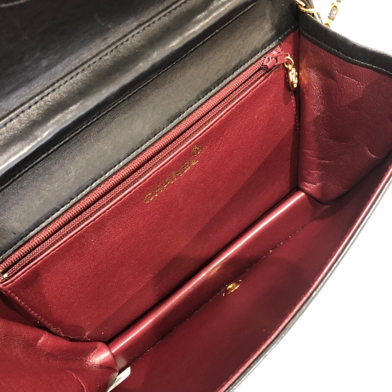 シャネル CHANEL マトラッセプッシュロックチェーンショルダー シャネル CHANEL マトラッセプッシュロックチェーンショルダー