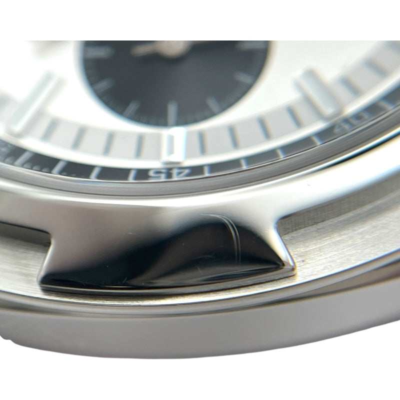 ヴァシュロン・コンスタンタン VACHERON CONSTANTIN オーヴァーシーズクロノグラフ 5520V/210A-686 シルバー SS 自動巻き メンズ 腕時計