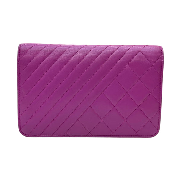 シャネル CHANEL マトラッセ・シェブロン チェーンウォレット 20番台 パープル シルバー金具 ラムスキン レディース ショルダーバッグ