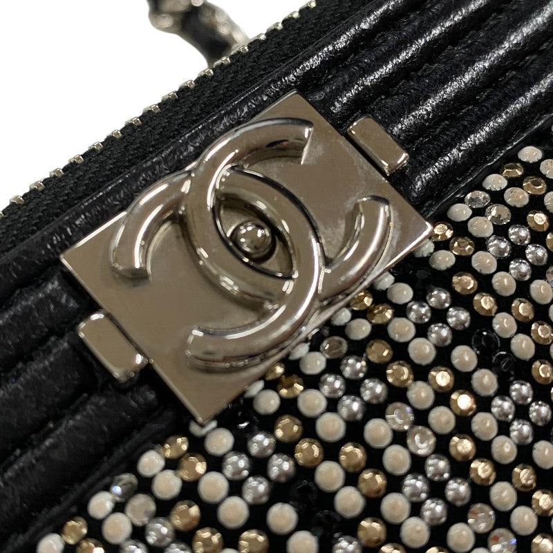 シャネル CHANEL ボーイシャネル チェーンウォレット A84069 23番台 ブラック シルバー金具 カーフ/ラインストーン レディース ショルダーバッグ