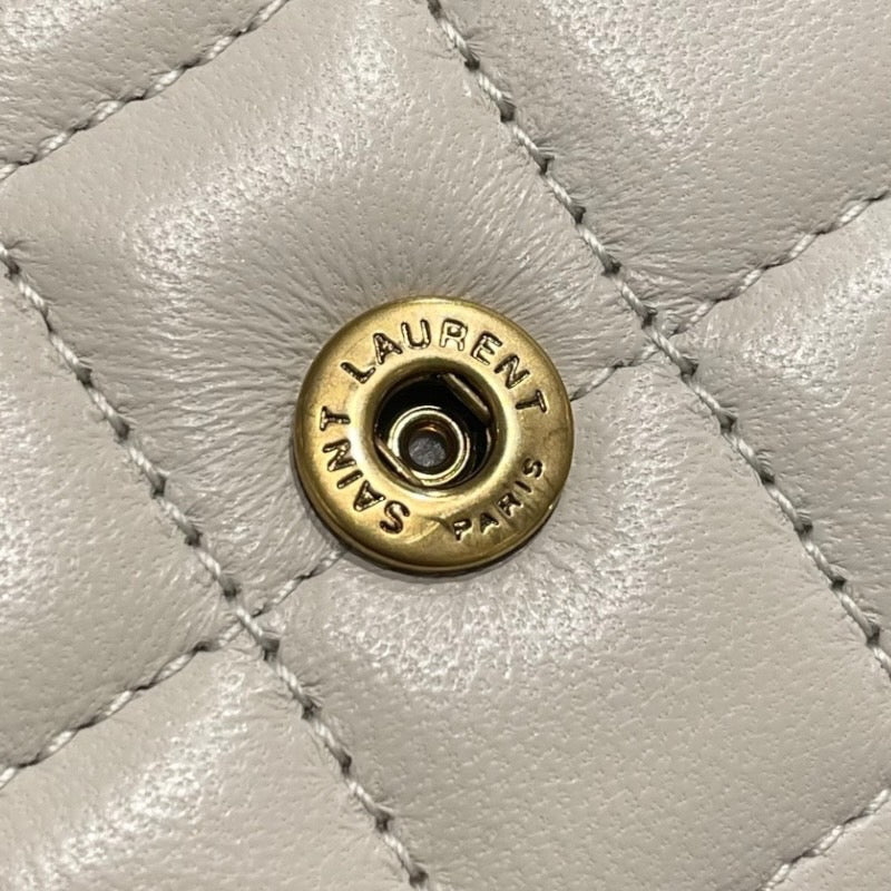サンローラン SAINT LAURENT カサンドラ　マテラッセ　ウォレット 759490 ライトグレー　ゴールド金具 レザー ユニセックス 三つ折り財布