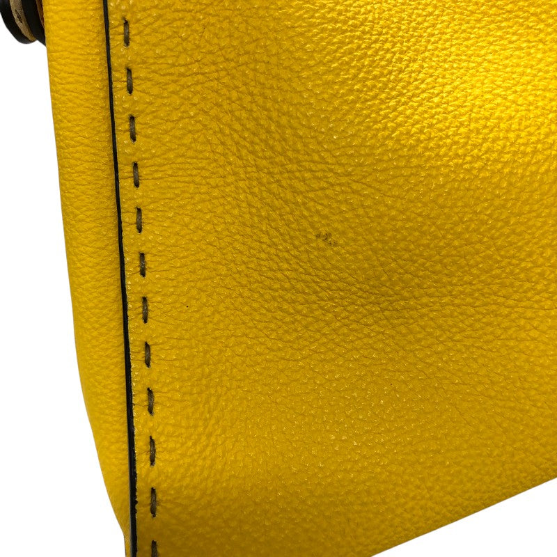 フェンディ FENDI セレリア ピーカブー アイコニック エッセンシャリー 8BN302 イエロー ホワイト×ピンク ゴールド金具  カーフレザー レディース ショルダーバッグ