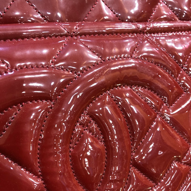 シャネル CHANEL ココマークチェーンショルダー ボルドー　SV金具 パテントレザー レディース トートバッグ